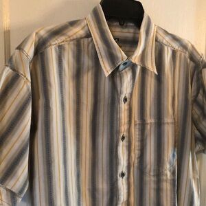 Kuhl Multi Color Stripe Shirt Men’s Large Short Sleeves Button Front